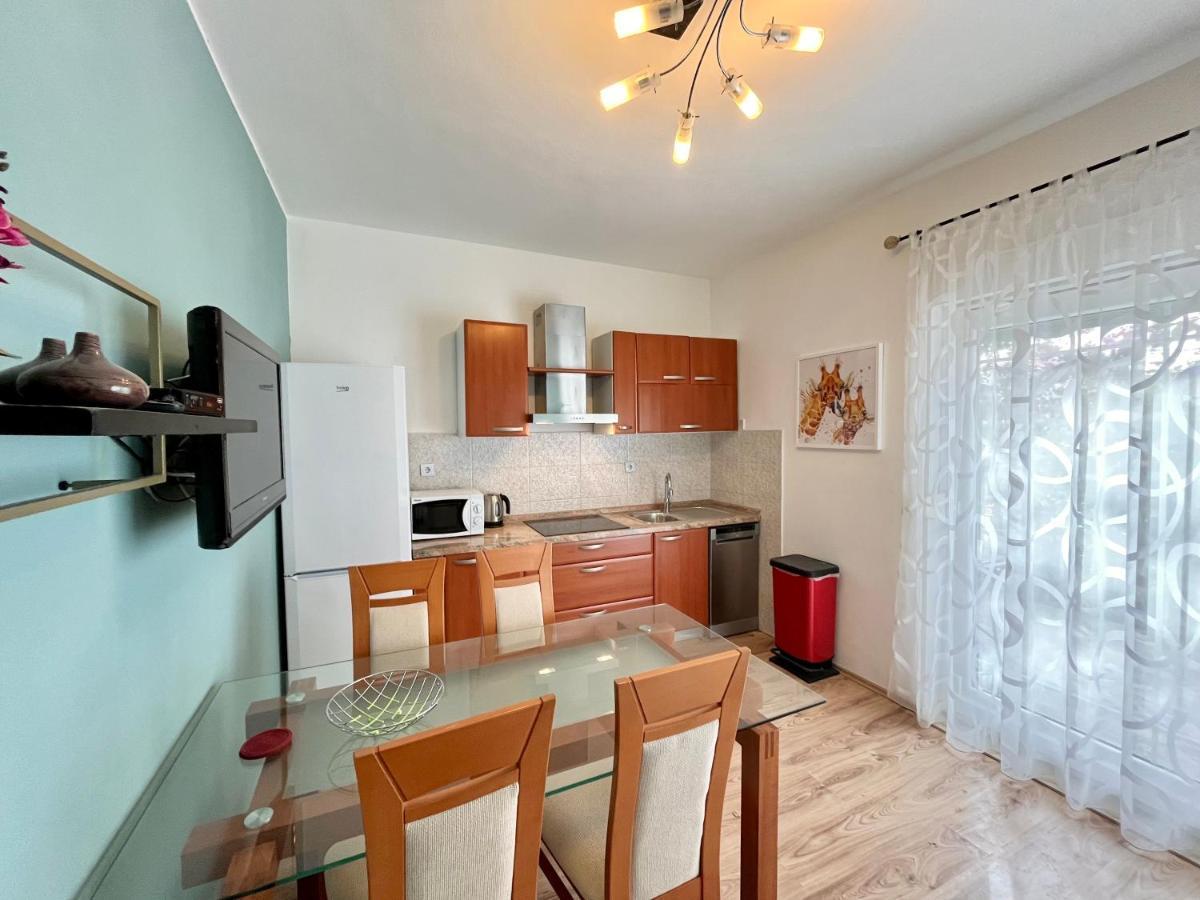 Apartments Rino โวดีเซ ภายนอก รูปภาพ