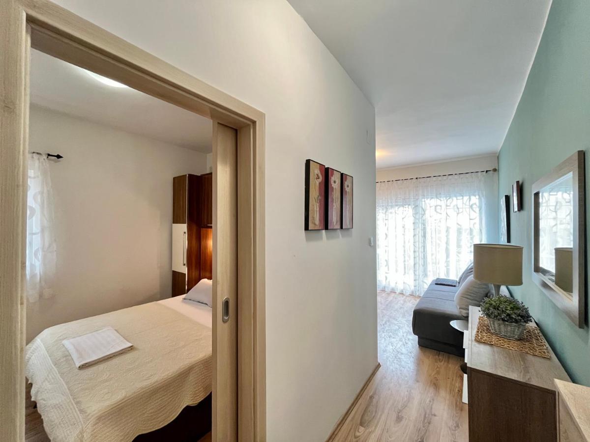 Apartments Rino โวดีเซ ภายนอก รูปภาพ